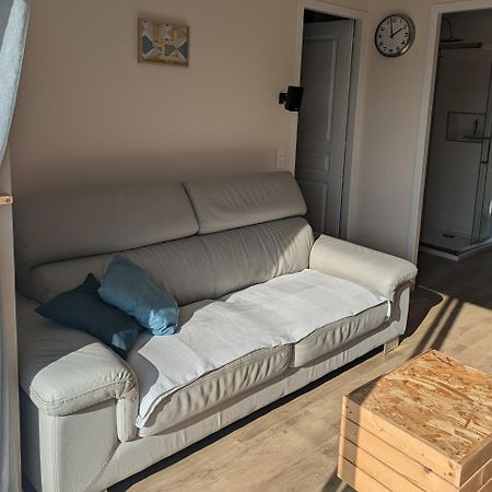 Comme A La Maison Clonas-sur-Vareze Екстер'єр фото