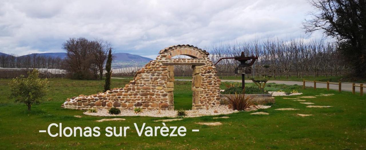 Comme A La Maison Clonas-sur-Vareze Екстер'єр фото