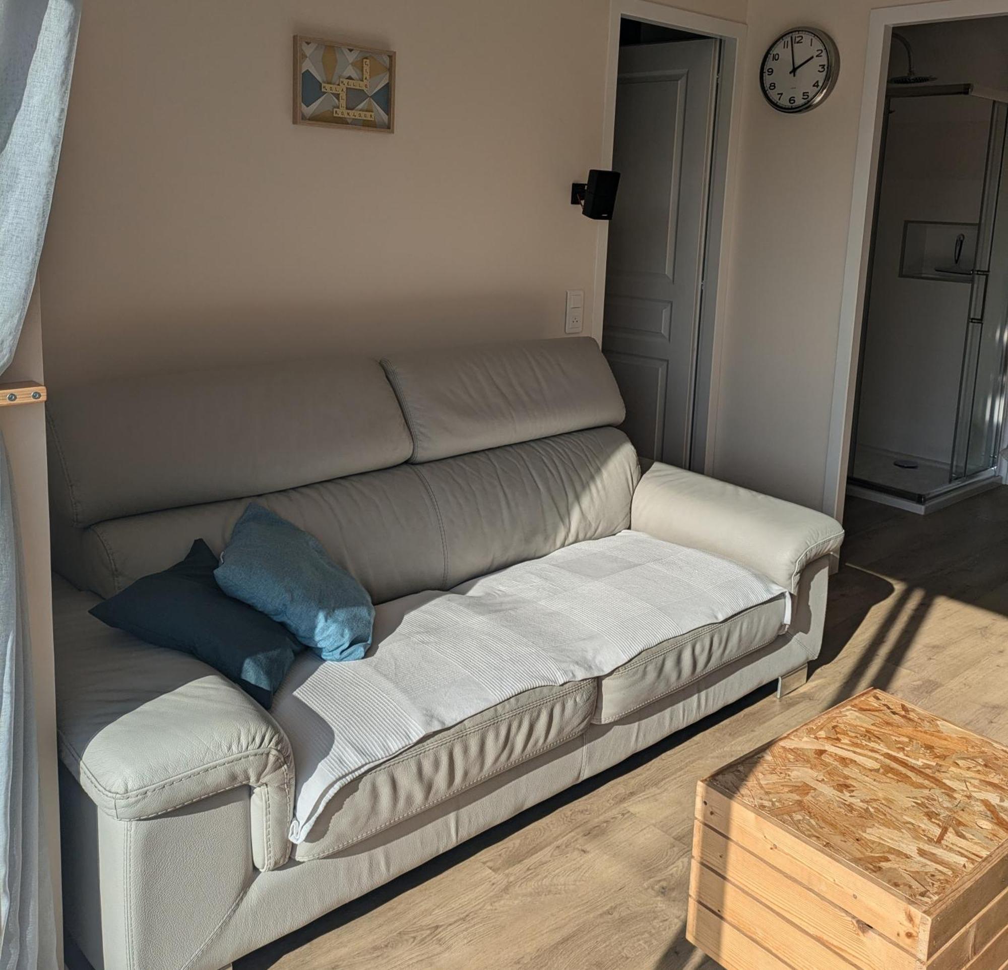 Comme A La Maison Clonas-sur-Vareze Екстер'єр фото